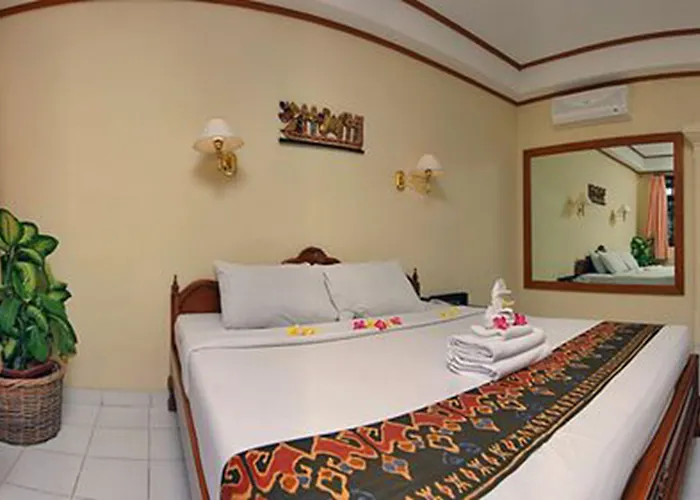 Garden Hotel 3*
