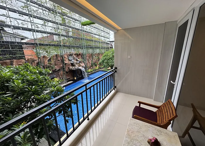 Garden Hotel 3*